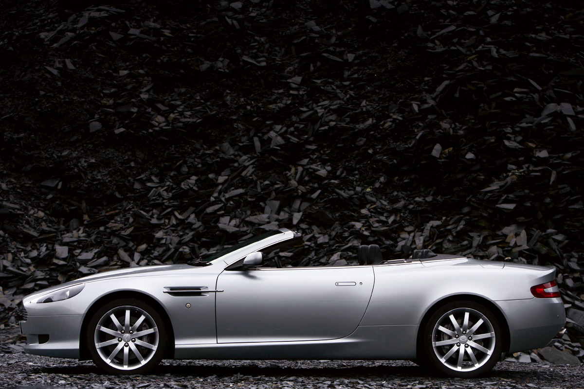 Aston Martin DB9 Volante convertible profile