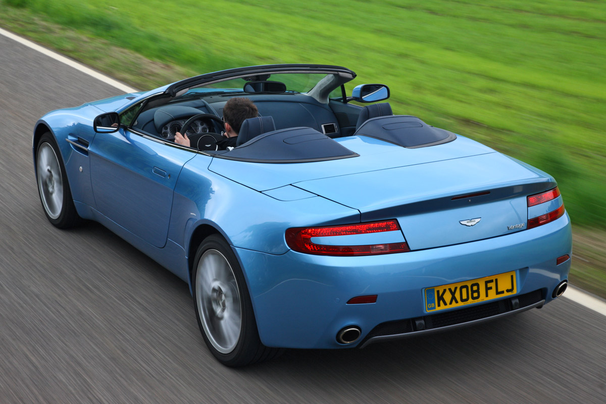Aston Martin V8 Vantage roadster rear tracking