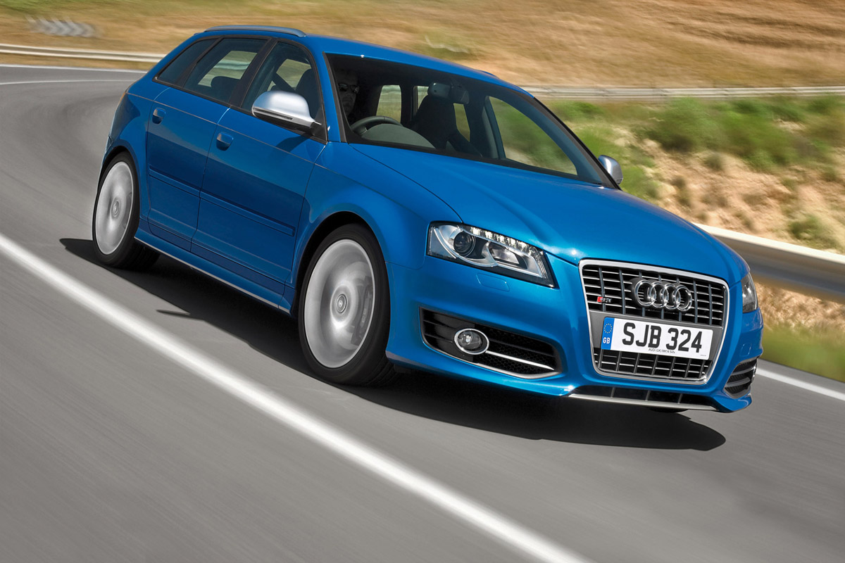 Audi S3 Sportback front tracking