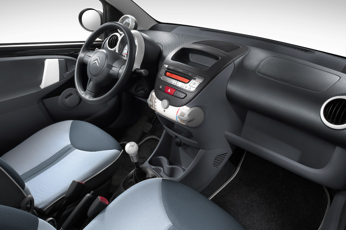 Citroen C1 hatchback dash