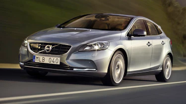 Volvo V40 front tracking