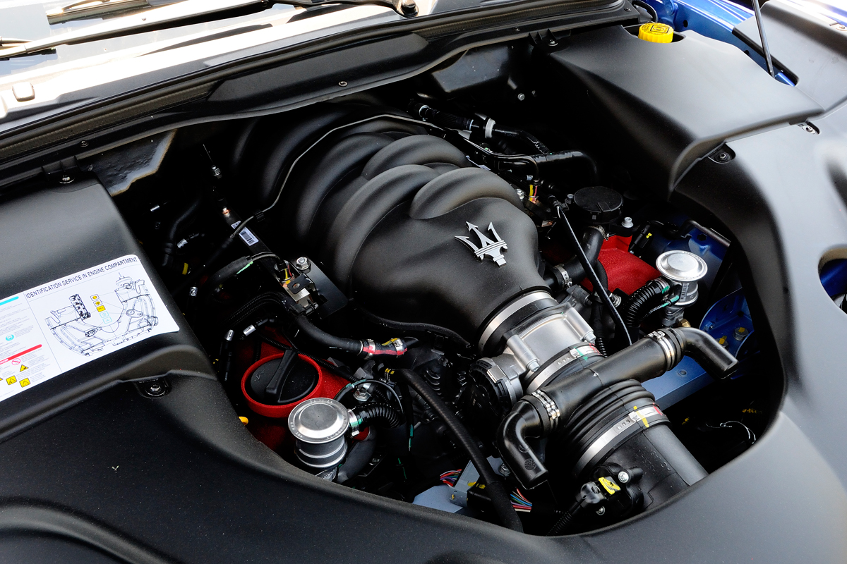 Maserati GranTurismo Sport engine