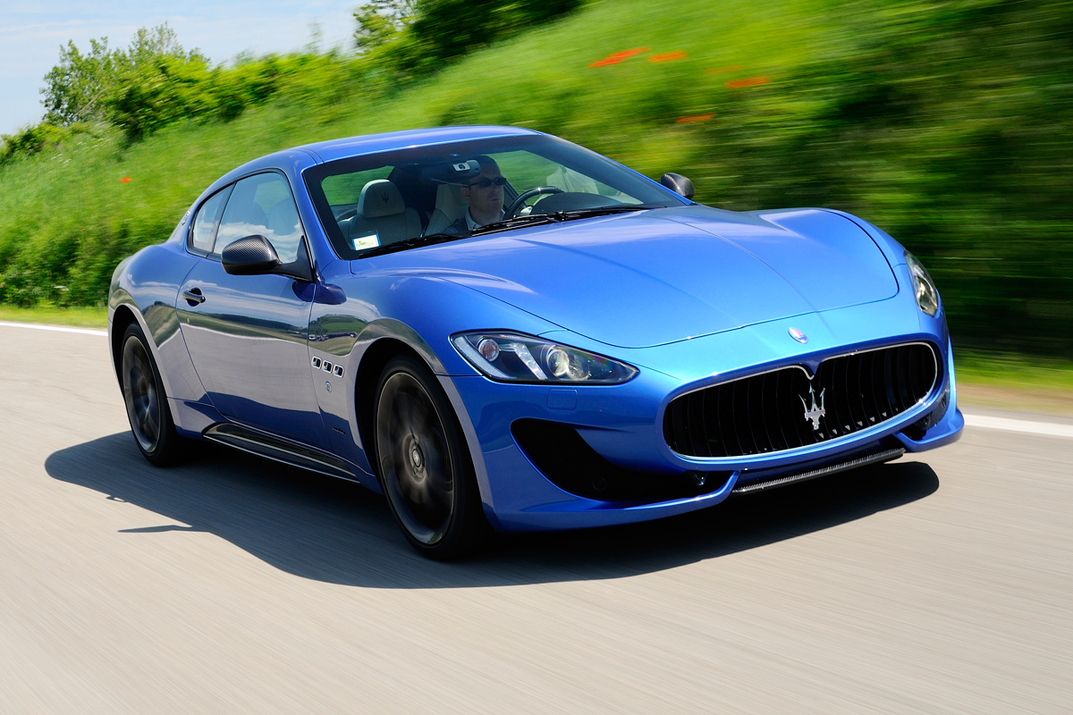 Maserati GranTurismo Sport front tracking