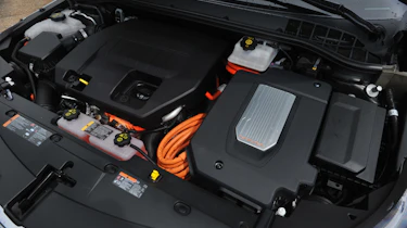 Chevrolet Volt under the bonnet