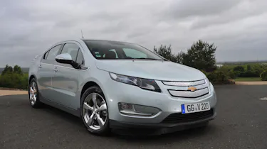 Chevrolet Volt front tracking