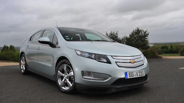 Chevrolet Volt front tracking