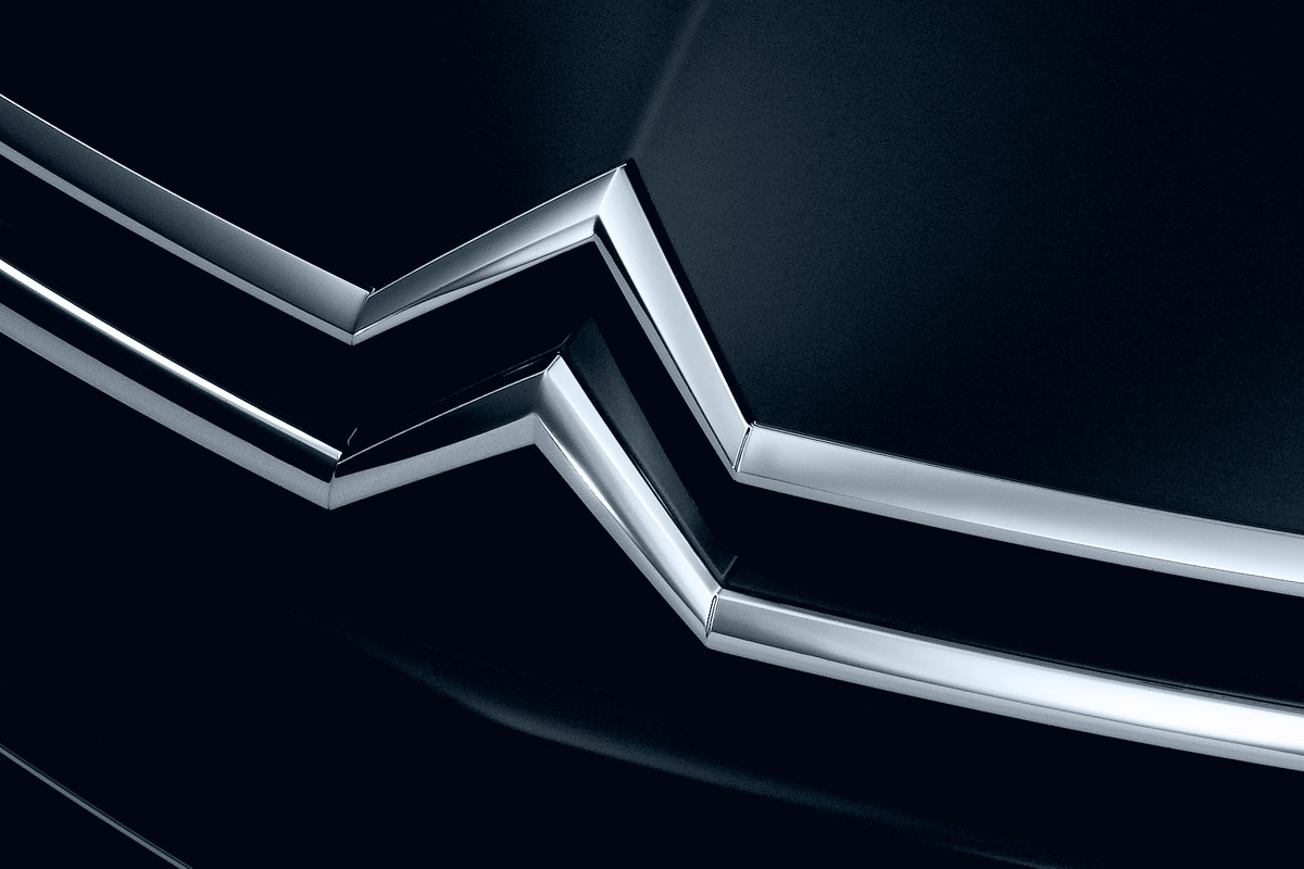 Citroen C6 saloon badge