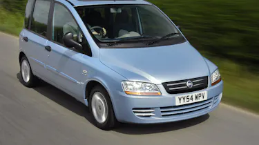 Fiat Multipla mpv front tracking