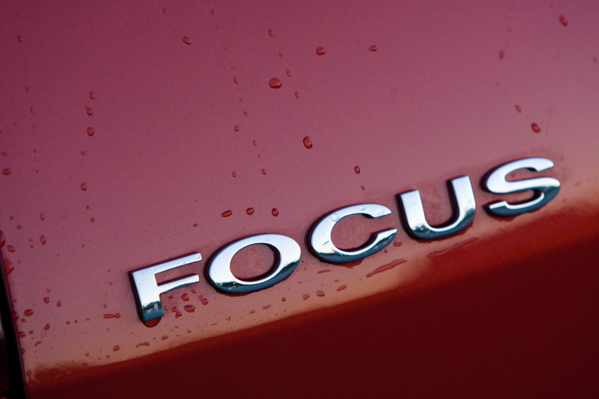 Ford Focus CC convertible badge