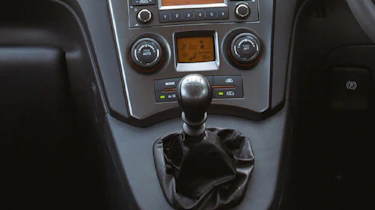 Kia Carens mpv interior detail