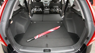 Kia Cee'd SW estate boot
