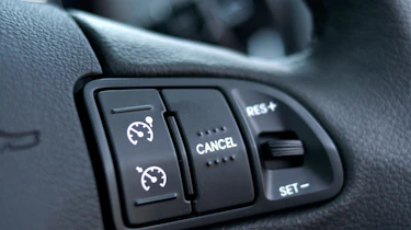 Kia Pro_cee'd hatchback interior detail