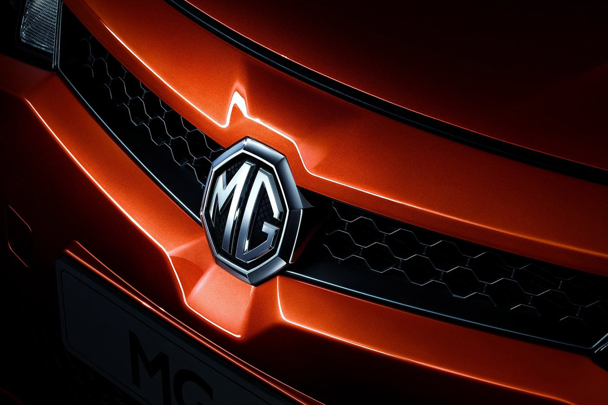 MG Motors MG6 saloon badge