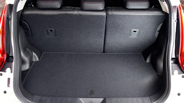 Nissan Juke mpv boot