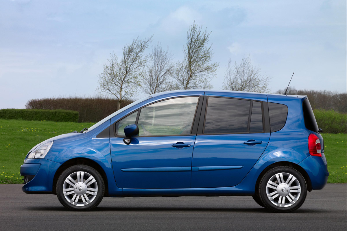 Renault Grand Modus hatchback profile