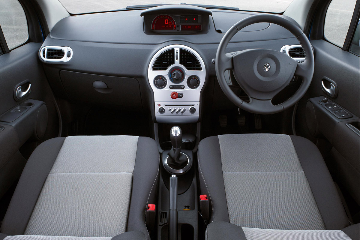Renault Grand Modus hatchback dash