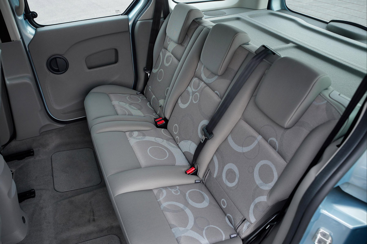 Renault Kangoo mpv rear seats