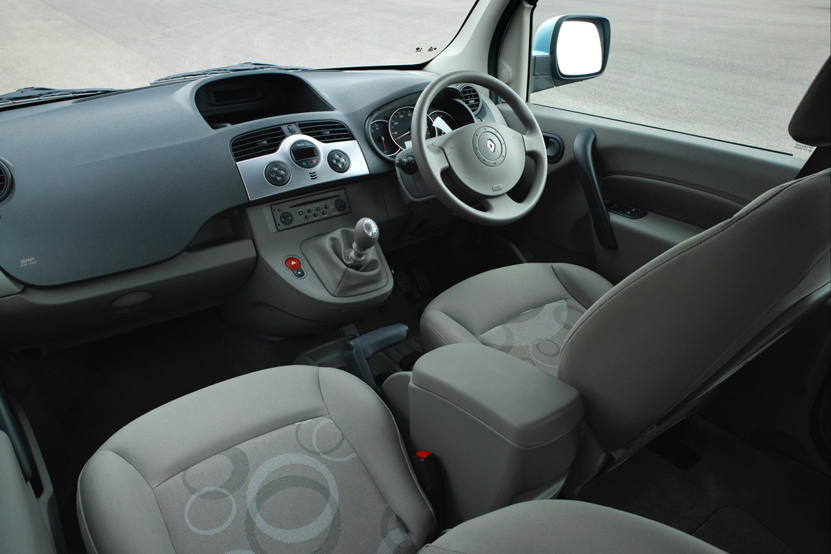 Renault Kangoo mpv dash