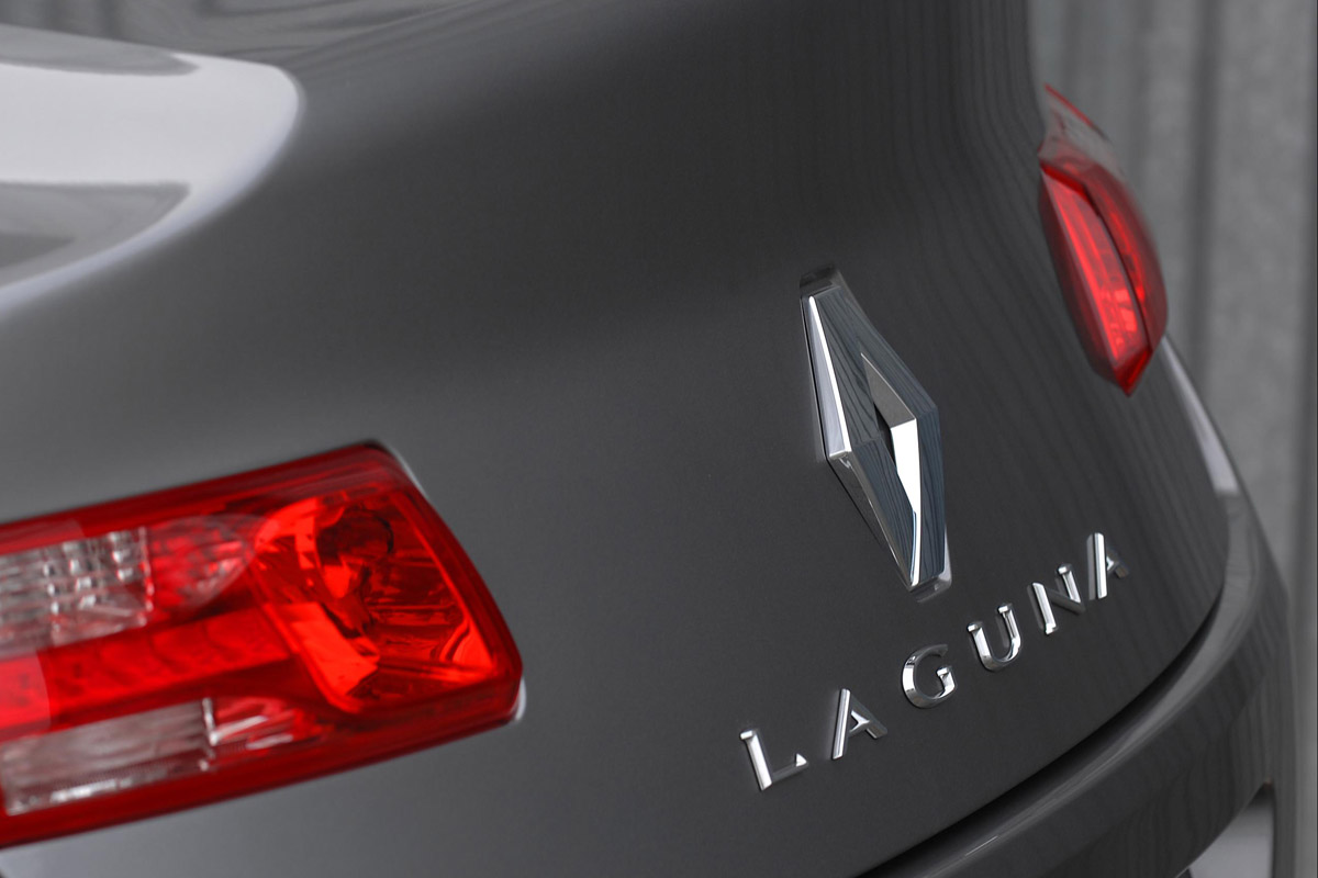 Renault Laguna Coupe badge