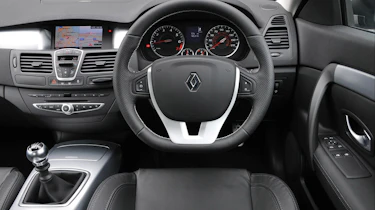 Renault Laguna Coupe dash