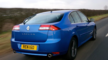 Renault Laguna hatchback rear tracking