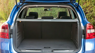 Renault Laguna Sport Tourer estate boot