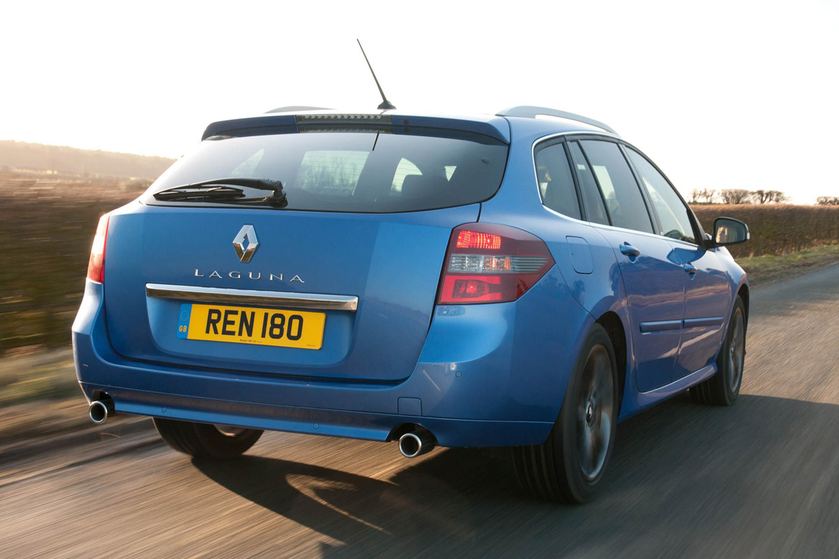 Renault Laguna Sport Tourer estate rear tracking