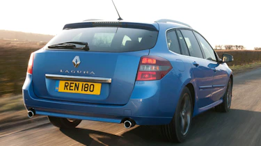 Renault Laguna Sport Tourer estate rear tracking