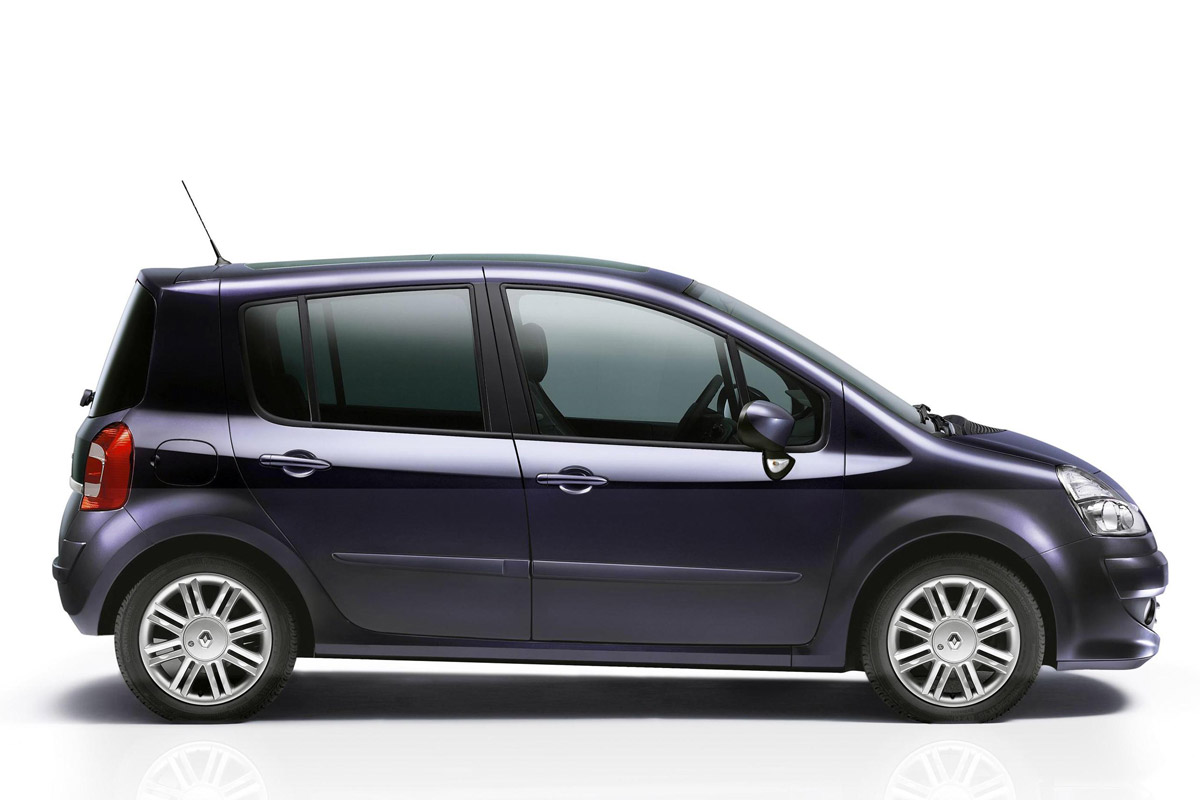 Renault Modus hatchback profile