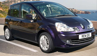 Renault Modus hatchback front tracking