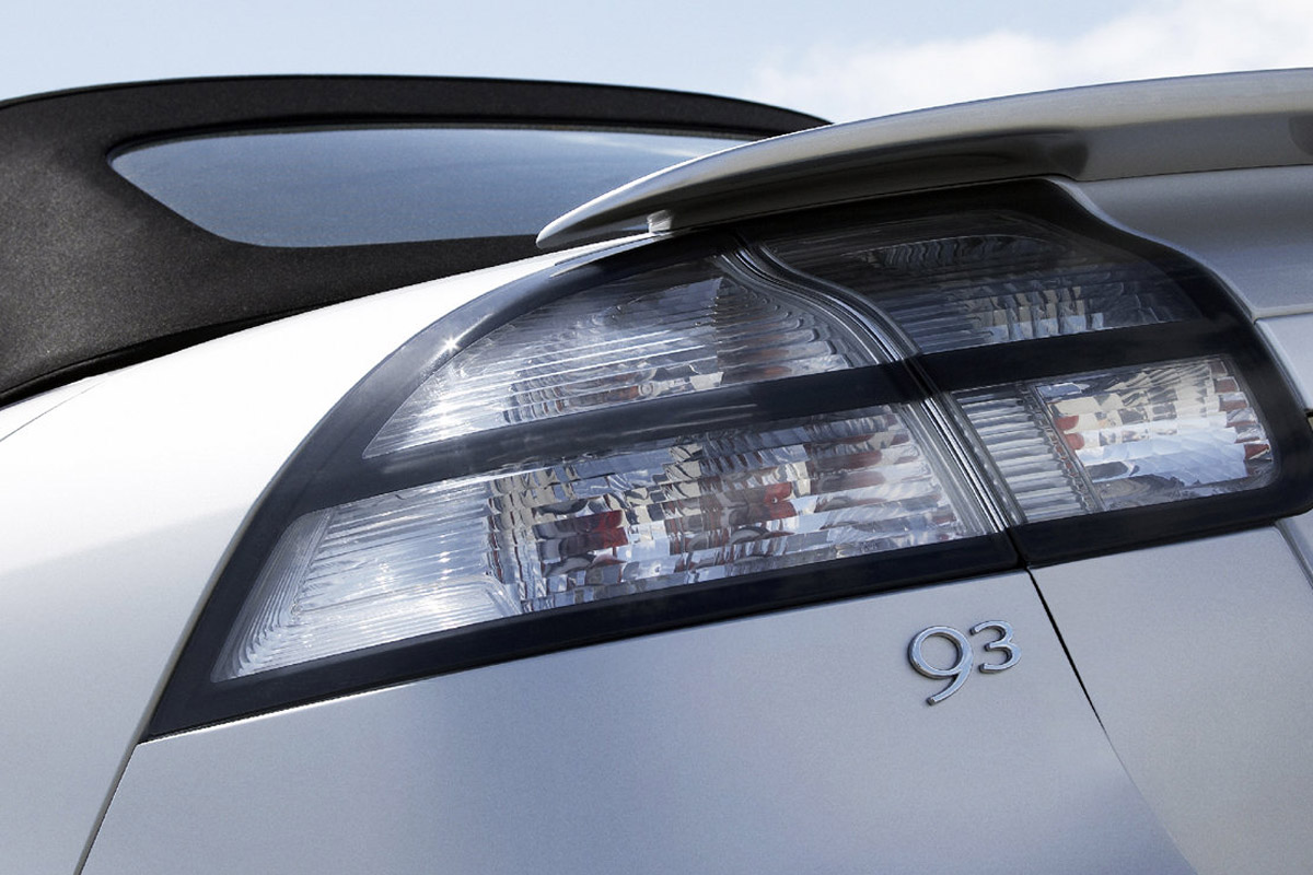 Saab 9-3 convertible badge