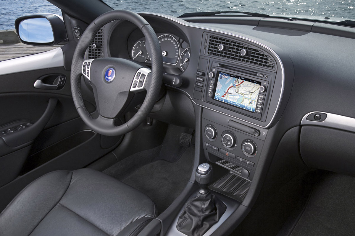 Saab 9-3 convertible dash