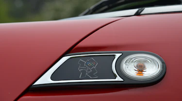 MINI Cooper D London 2012 Edition detail