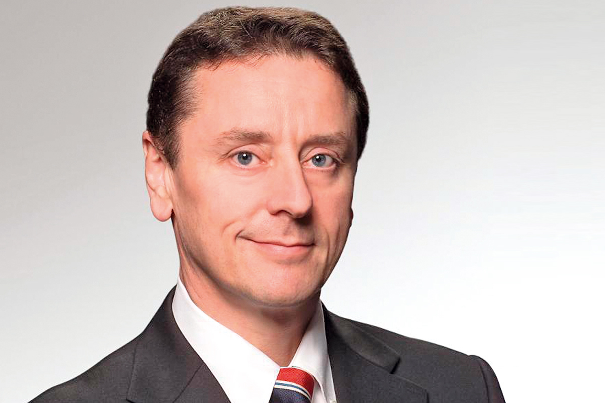 Simon Thomas