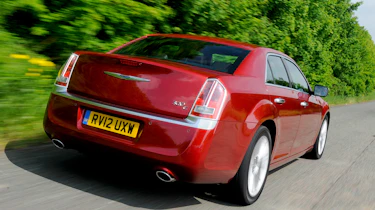 Chrysler 300C rear tracking