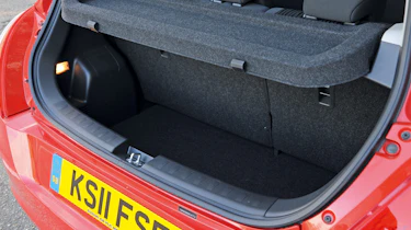 Suzuki Swift boot