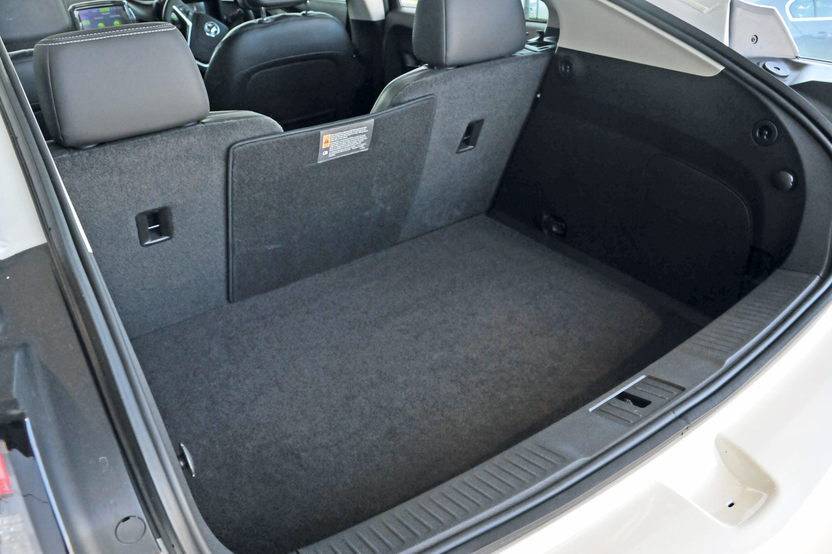 Vauxhall Ampera boot
