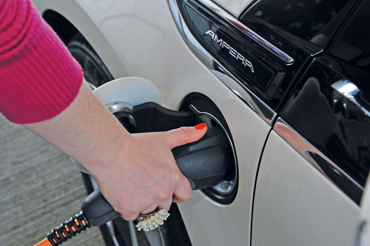 Vauxhall Ampera charge