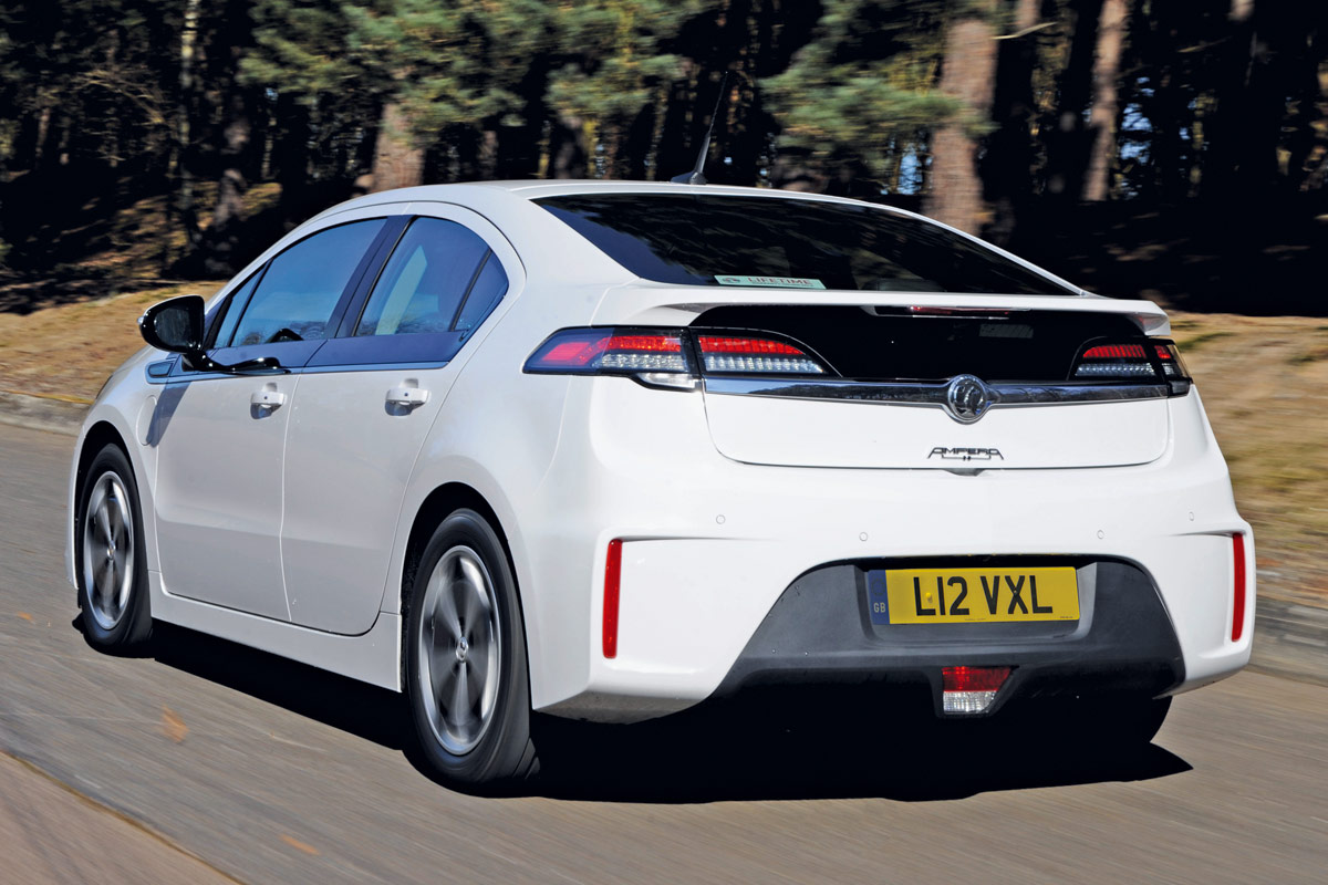 Vauxhall Ampera rear tracking
