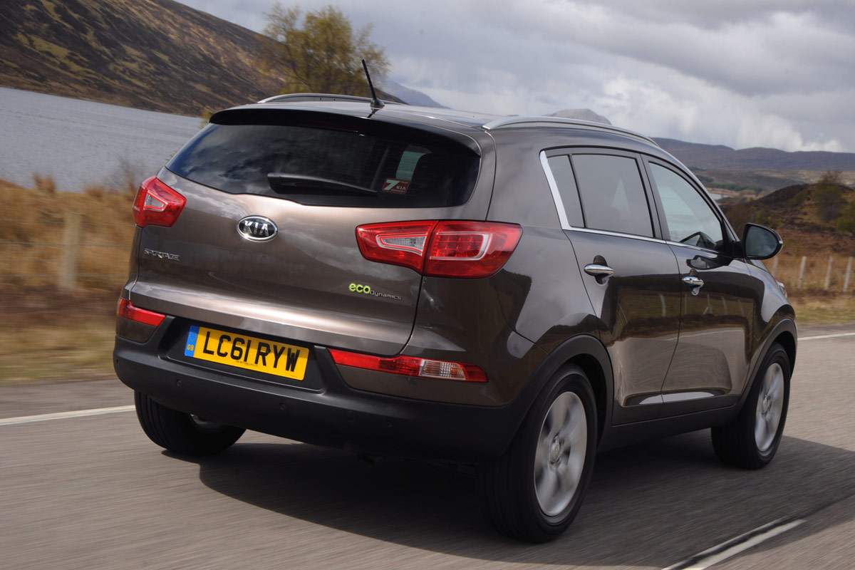 Kia Sportage 1.7 CRDi rear tracking