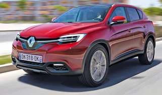 Renault Megane SUV front tracking