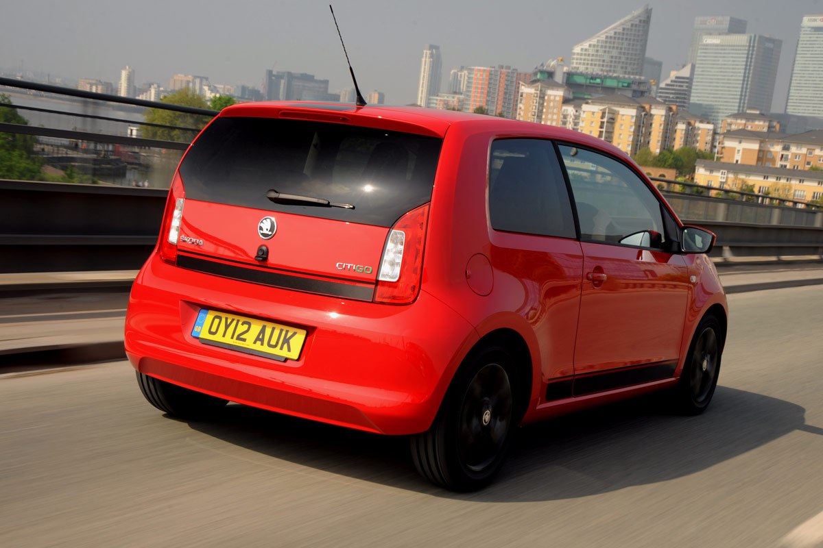 Skoda Citigo 1.0 rear tracking