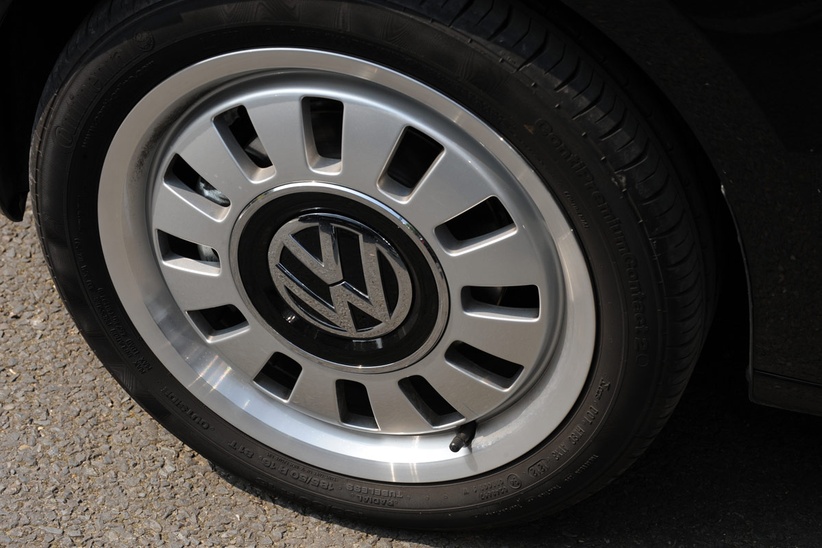Volkswagen High up! wheel