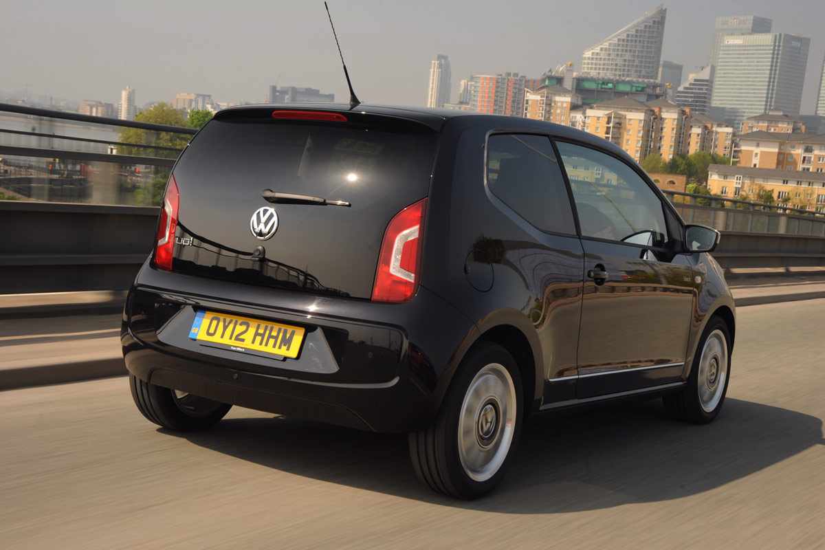 Volkswagen High up! rear tracking