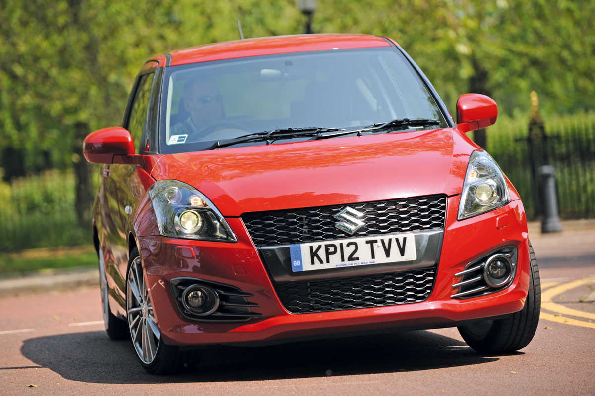 Suzuki Swift Sport front cornering