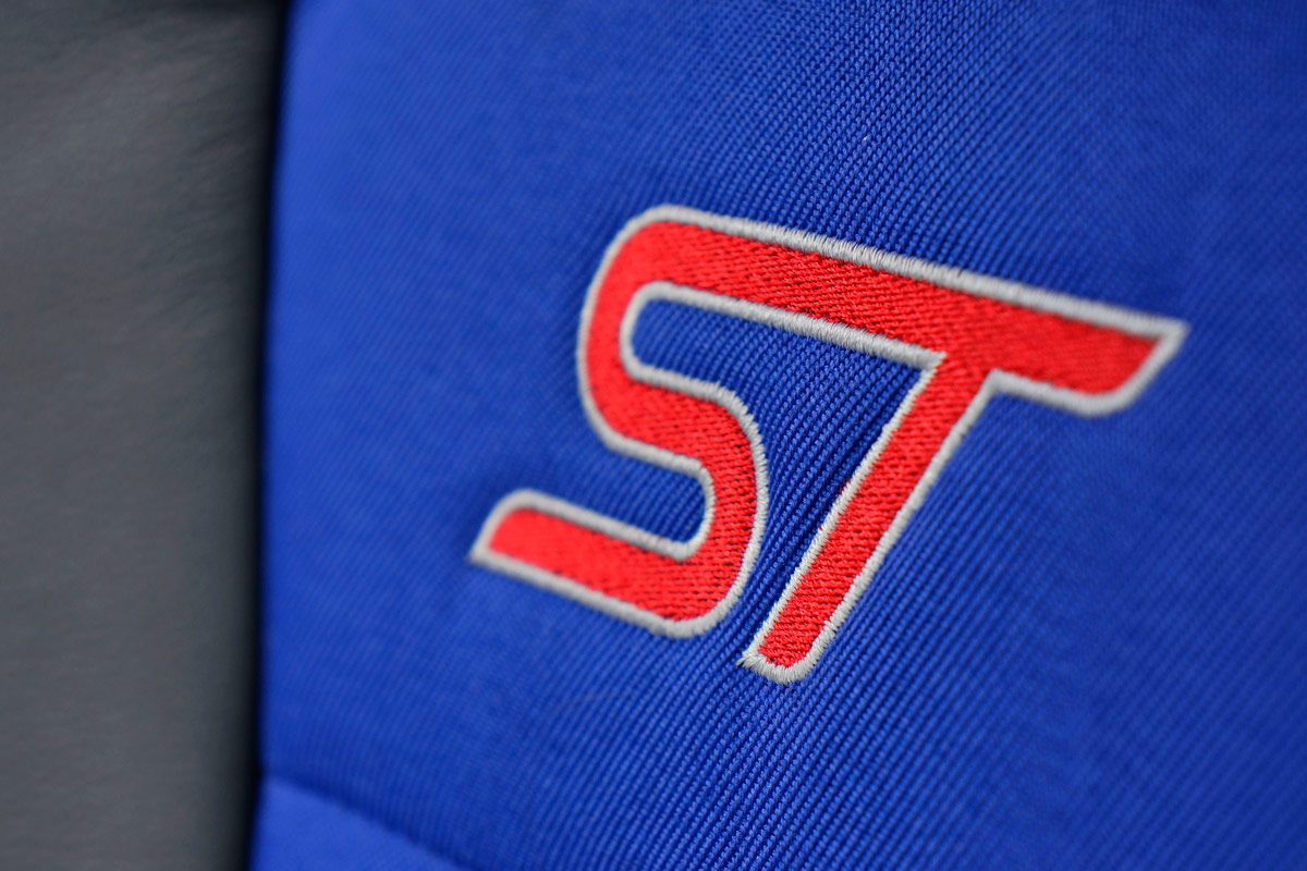 Ford Focus ST badge