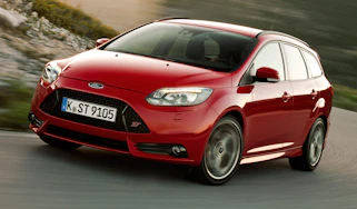 Ford Focus ST Estate front tracking