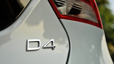 Volvo V40 D4 badge