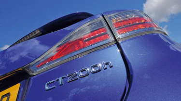 Lexus CT 200h badge