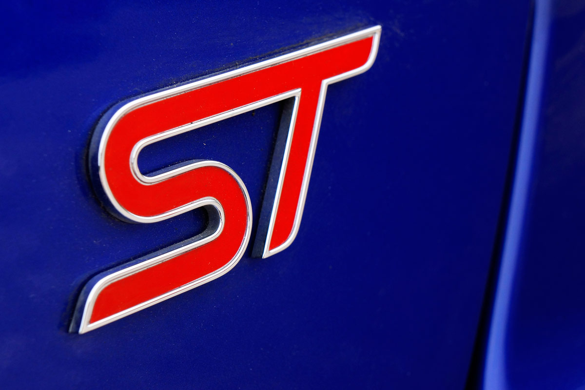 Ford Focus ST-3 badge